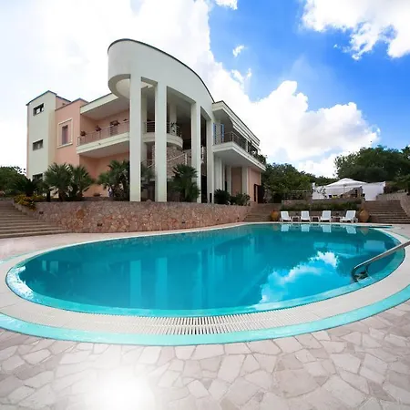 Albertina Exclusive 4*